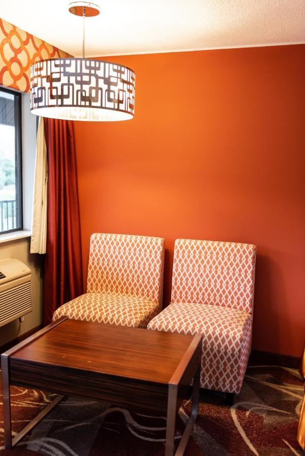 Gateway Inn And Suites ซาลิดา ภายนอก รูปภาพ