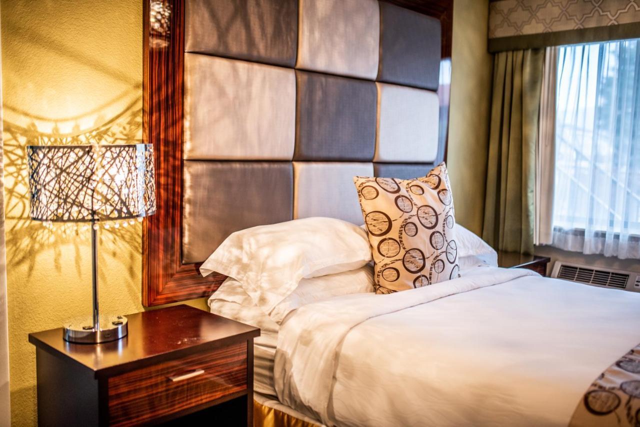 Gateway Inn And Suites ซาลิดา ภายนอก รูปภาพ