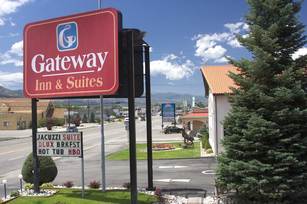 Gateway Inn And Suites ซาลิดา ภายนอก รูปภาพ