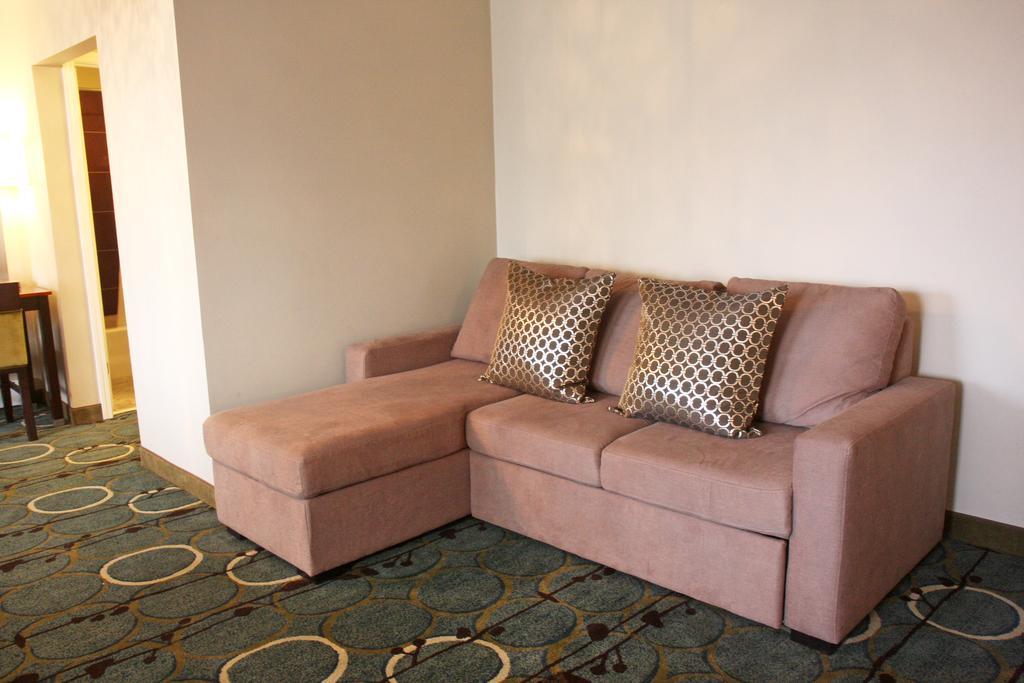 Gateway Inn And Suites ซาลิดา ภายนอก รูปภาพ